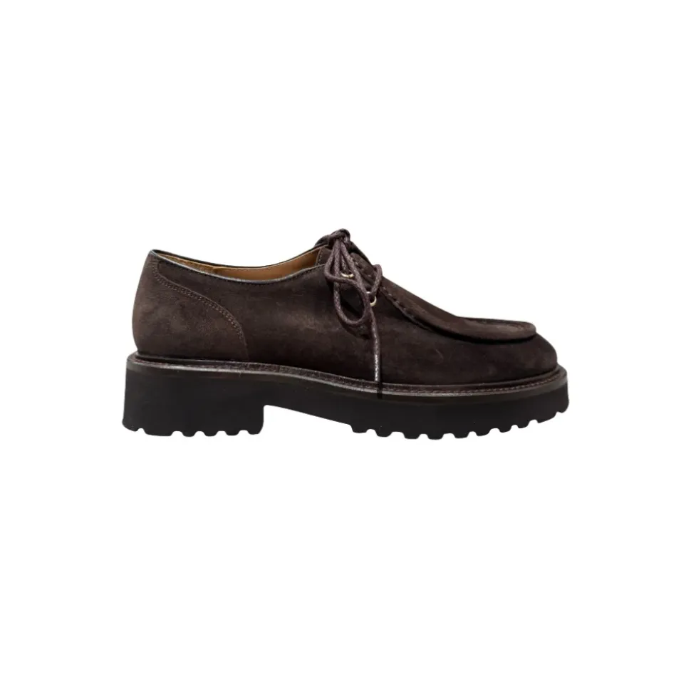 Schnürschuhe
