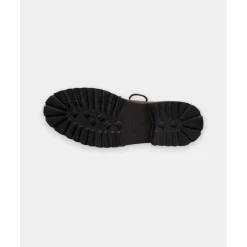 Schnürschuhe