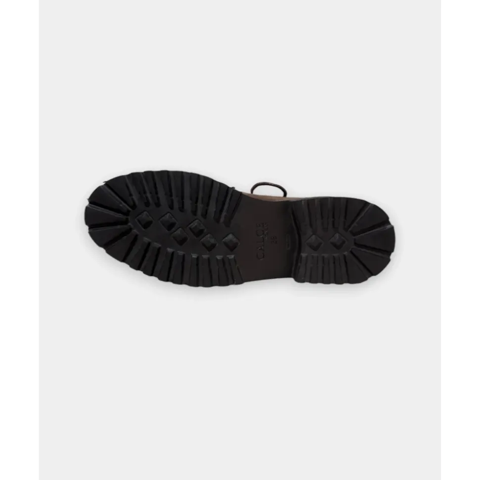 Schnürschuhe