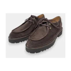 Schnürschuhe