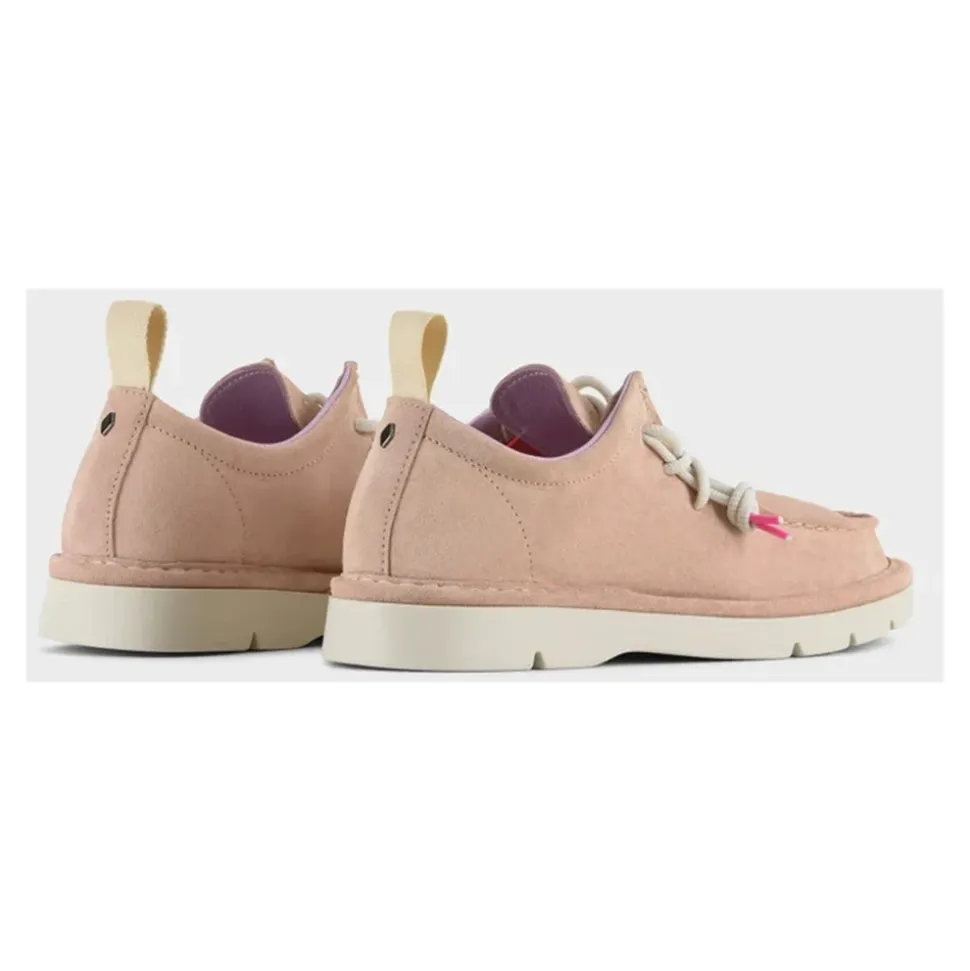 Schnürschuhe