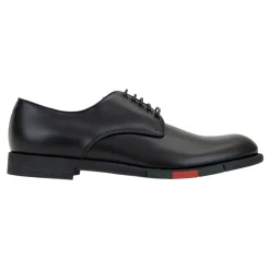 Schnürschuhe aus Leder