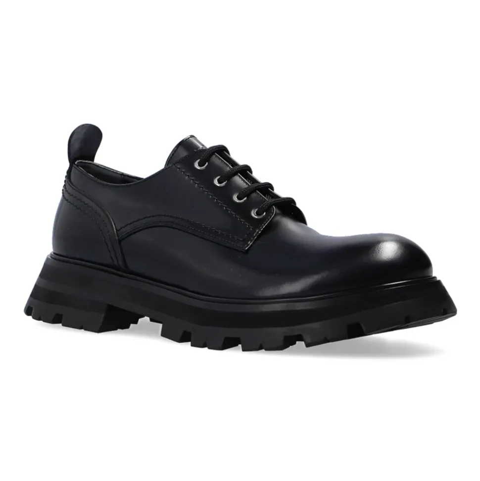 Schnürschuhe aus Leder