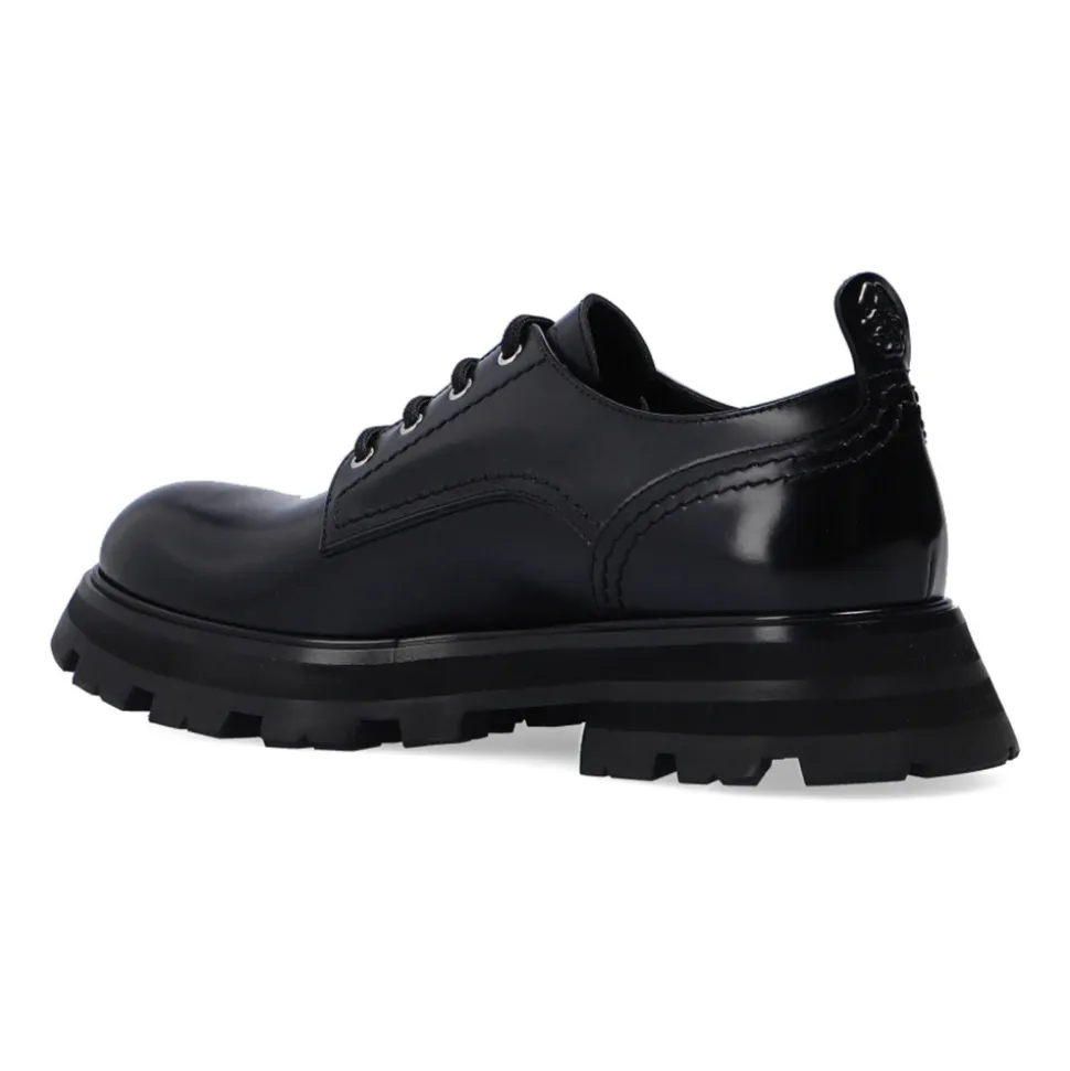 Schnürschuhe aus Leder