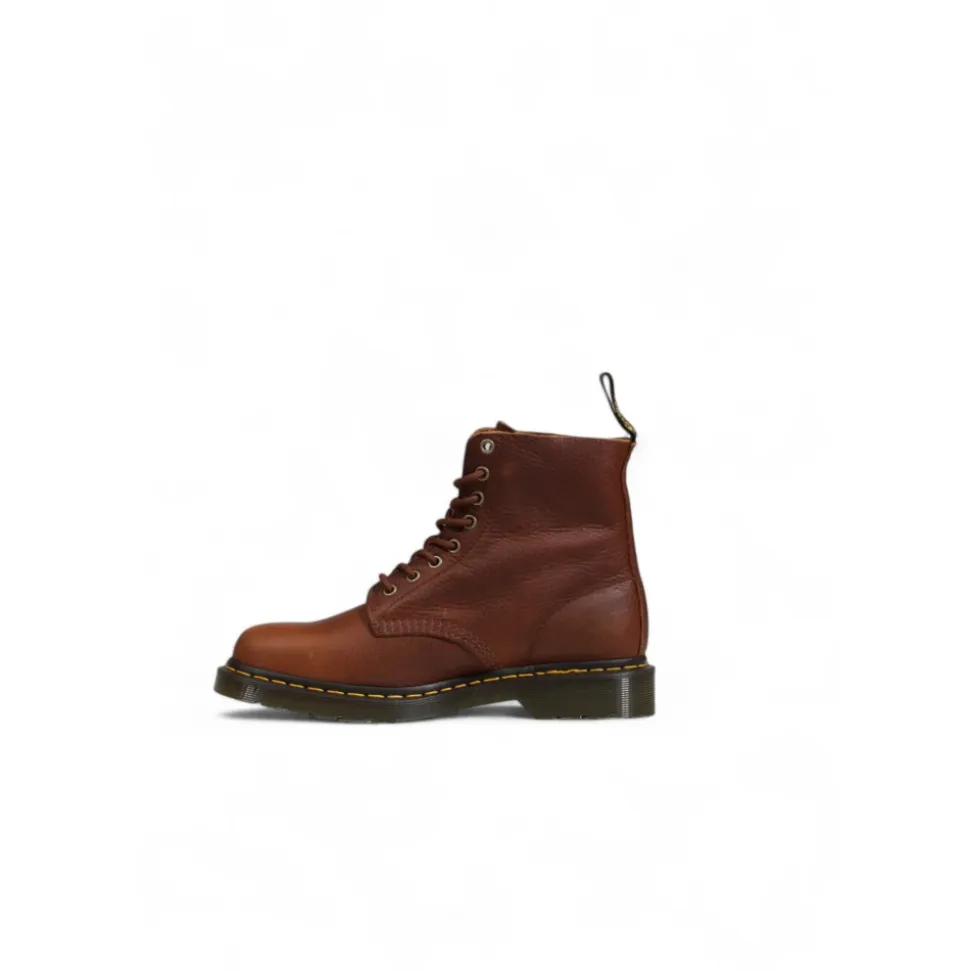 Schnürstiefel