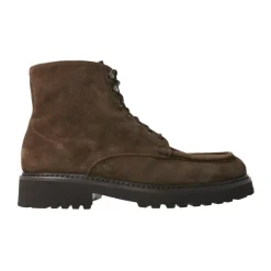 Schnürstiefel