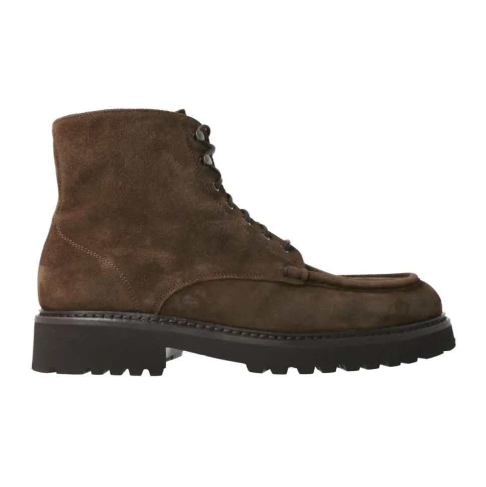 Schnürstiefel