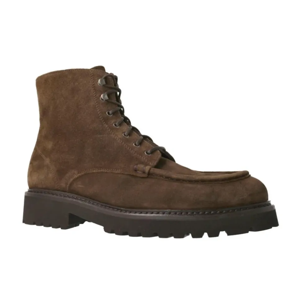 Schnürstiefel