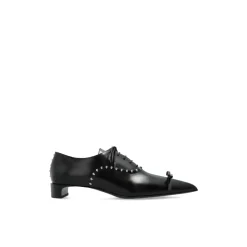 Schuhe mit Absätzen