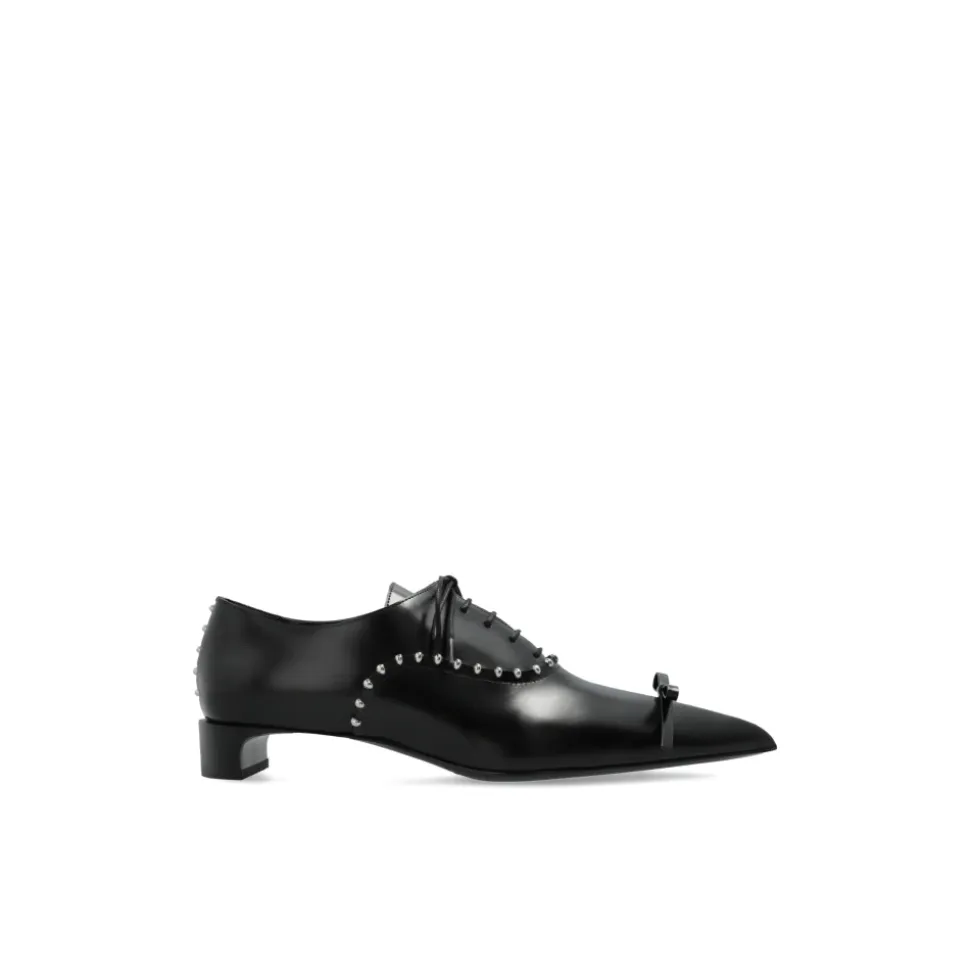 Schuhe mit Absätzen