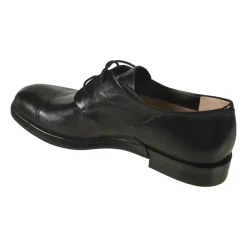 Schwarze flache Schuhe