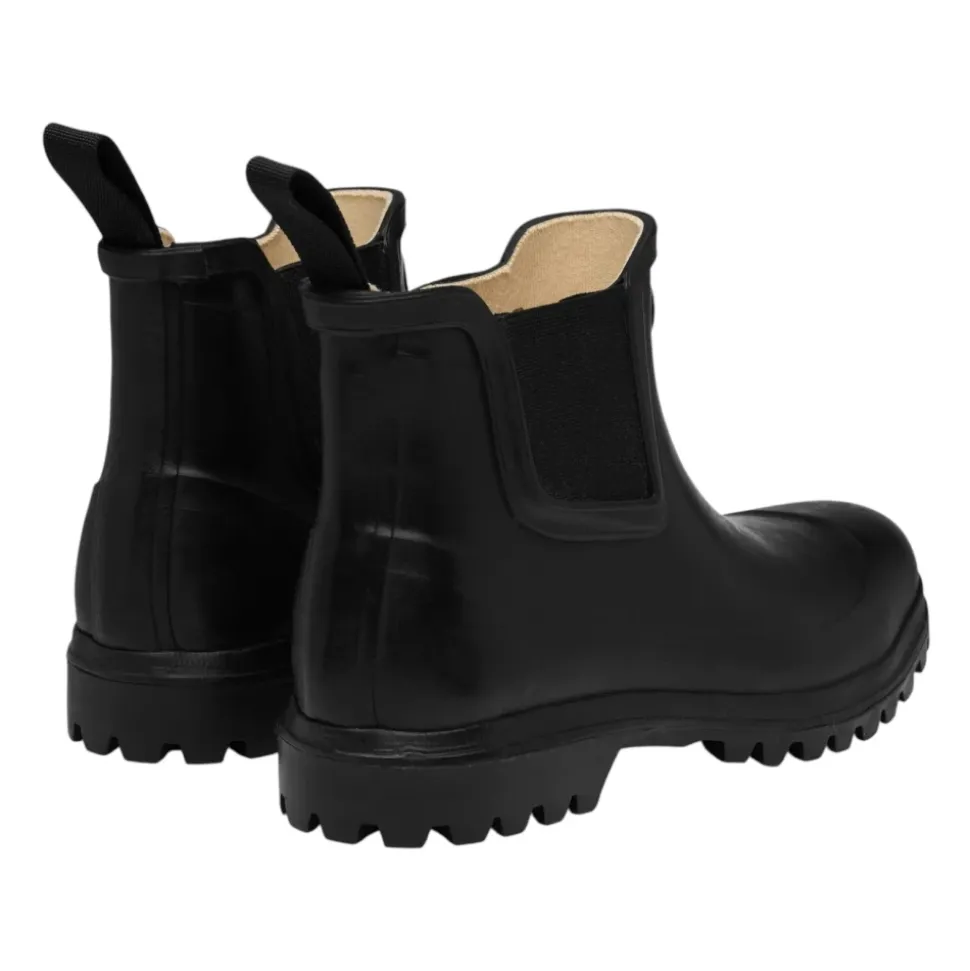 Schwarze Gummistiefel mit mittlerem Schnitt