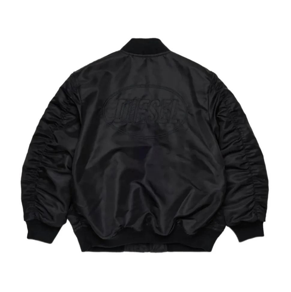 Schwarze Jacke mit Reißverschluss und Logo