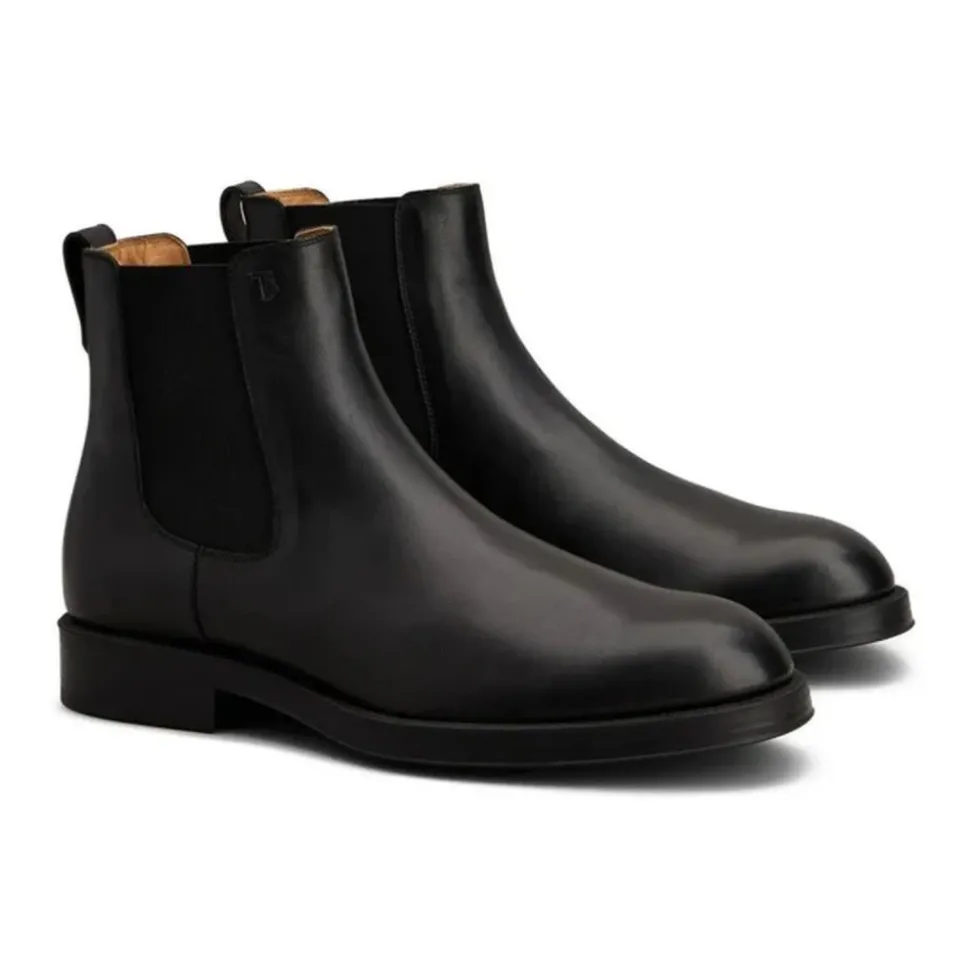 Schwarze Kalbsleder Stiefeletten Elastische Einsätze