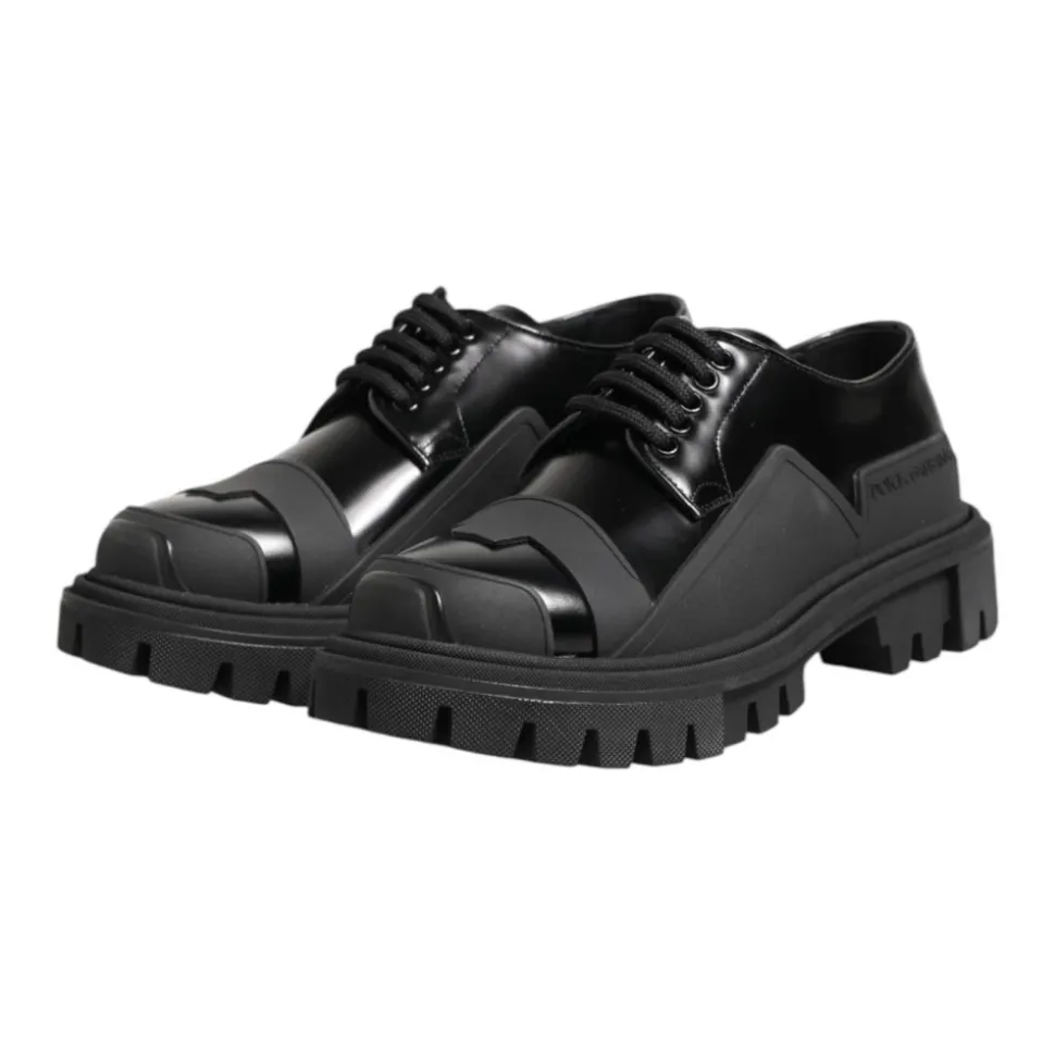 Schwarze Lackleder-Derby-Kleidschuhe