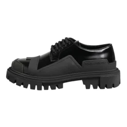 Schwarze Lackleder-Derby-Kleidschuhe