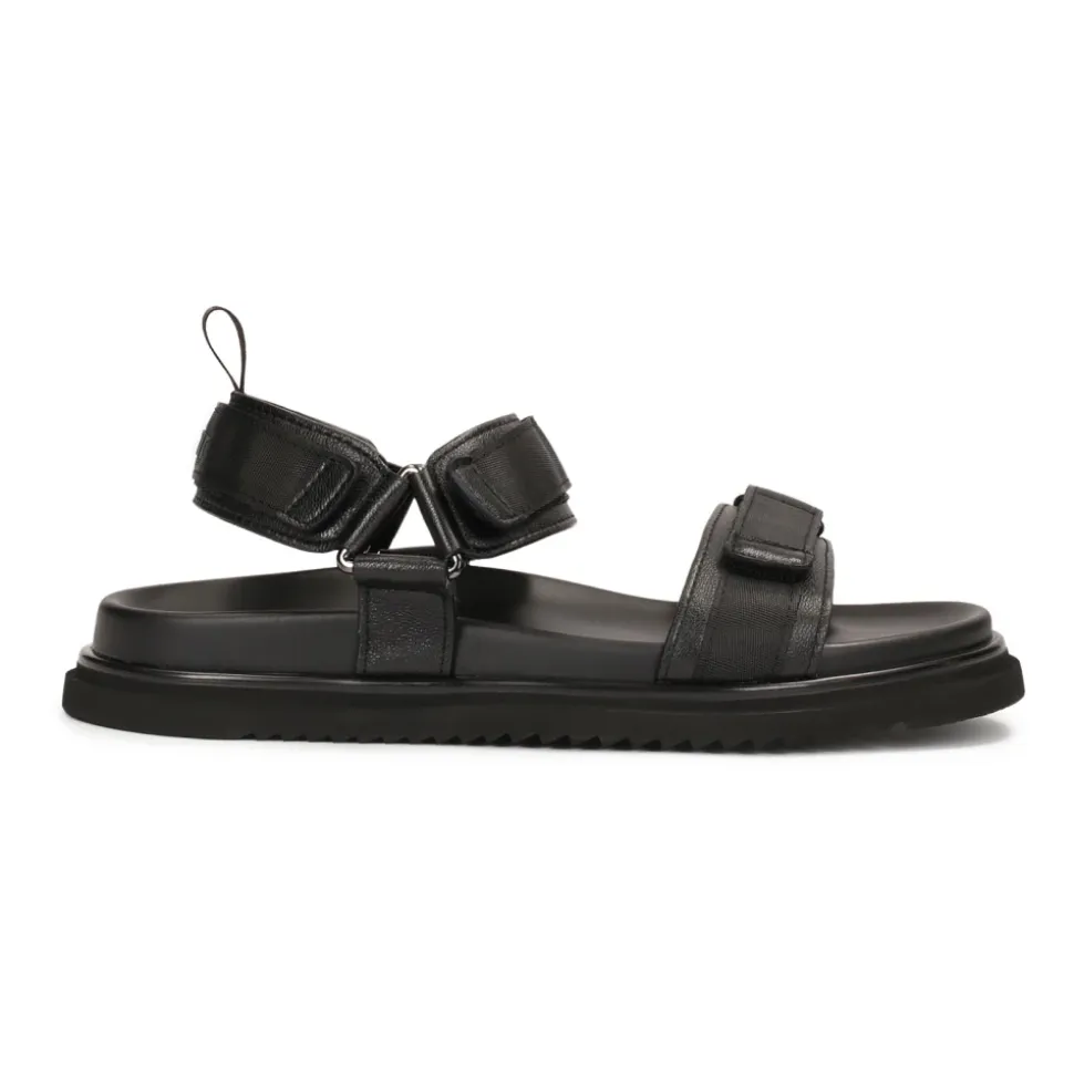 Schwarze Ledersandalen mit Klettverschlüssen