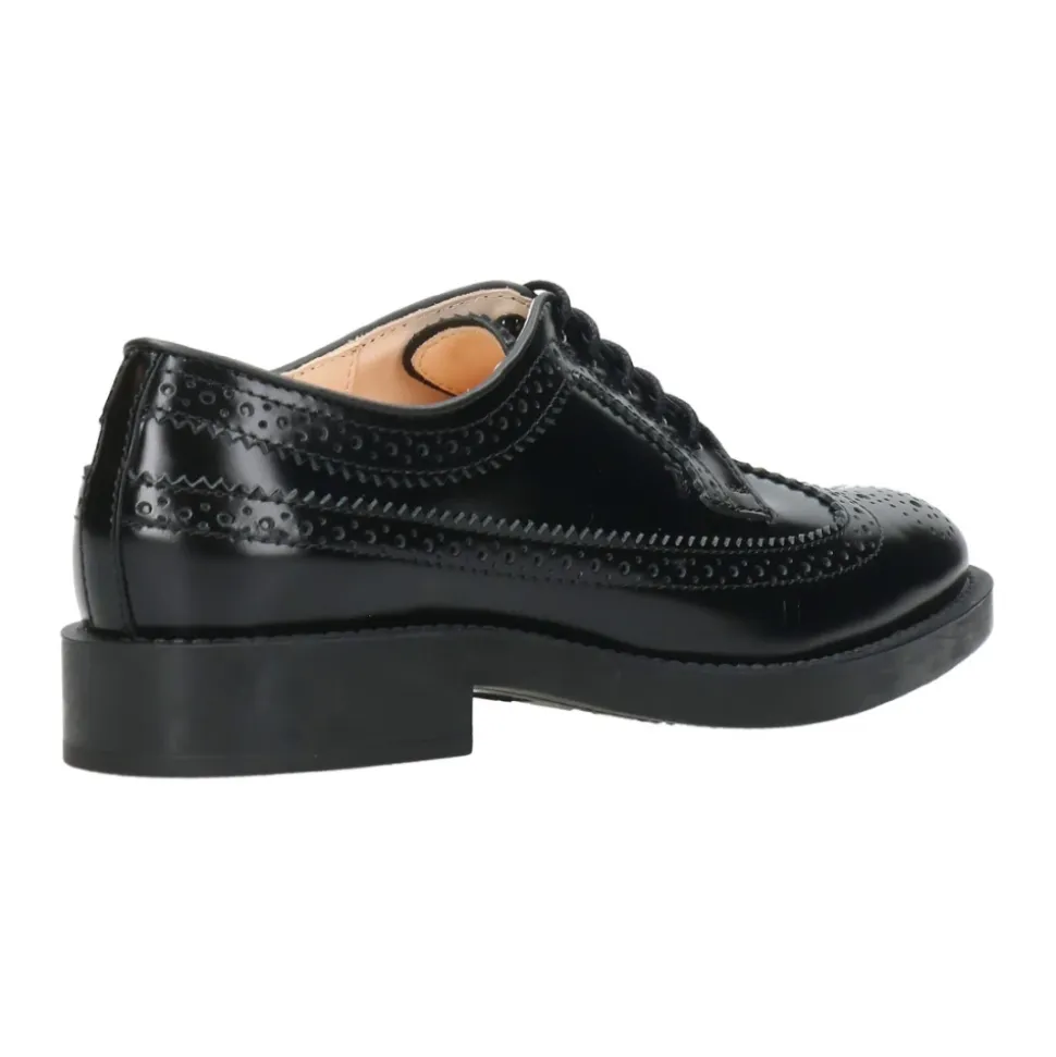 Schwarze Lederschuhe mit englischen Perforationen