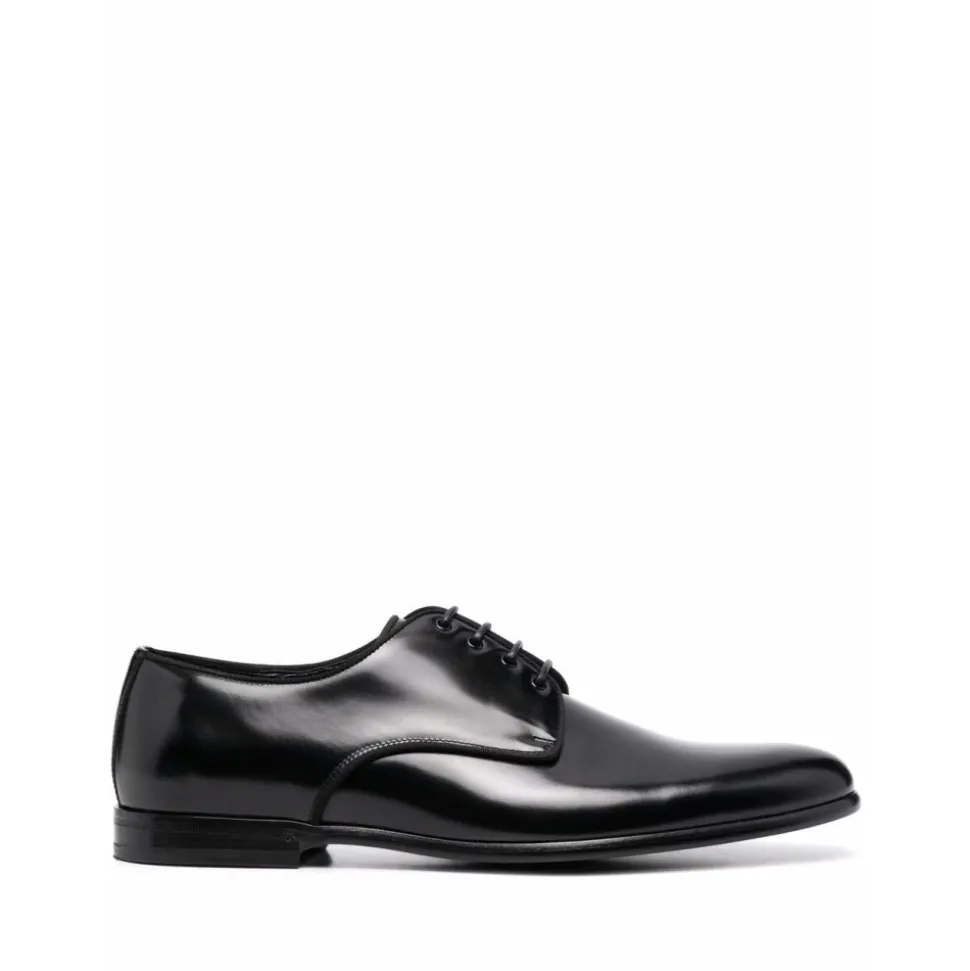 Schwarze Polierte Leder Derby Schuhe