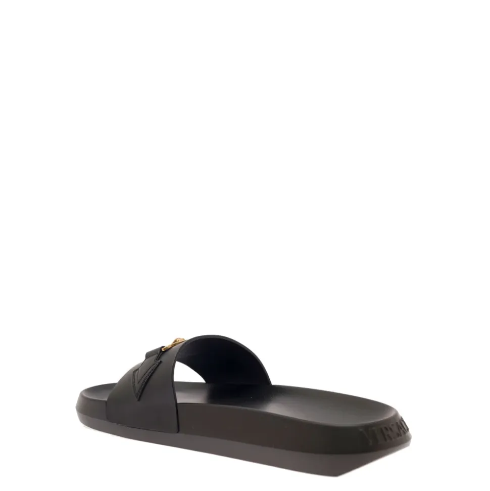 Schwarze Sandalen