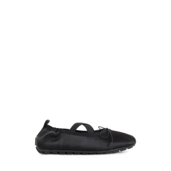 Schwarze Satin Ballerina Grip Schuhe