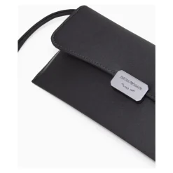 Schwarze Satin-Tasche mit abnehmbarem Handgelenkriemen