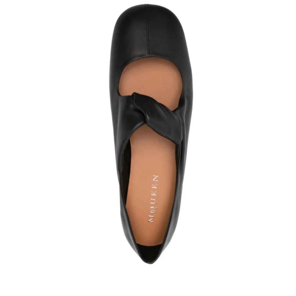 Schwarze Sneakers für Modebewusste Frauen