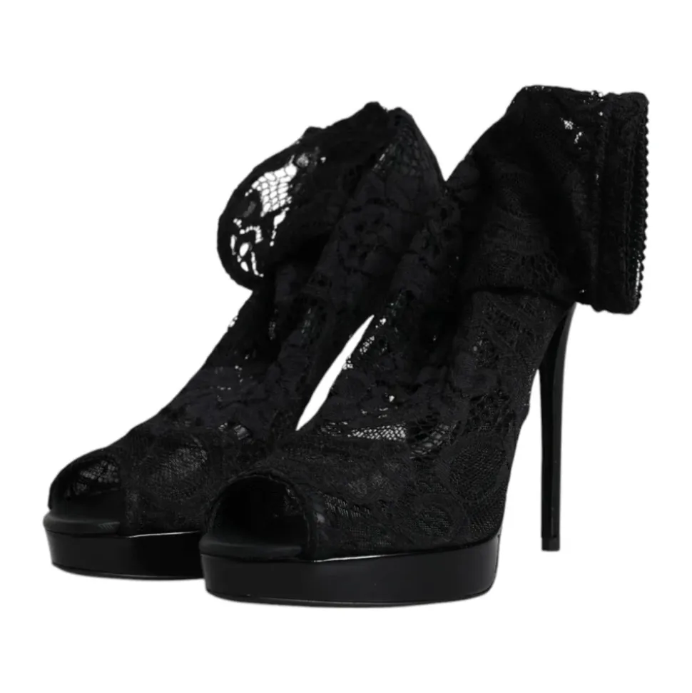 Schwarze Spitzen Plateau-Pumps