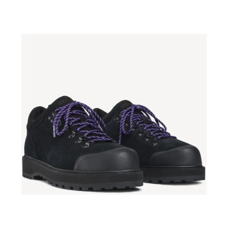 Schwarze Wildleder-Wanderschuhe