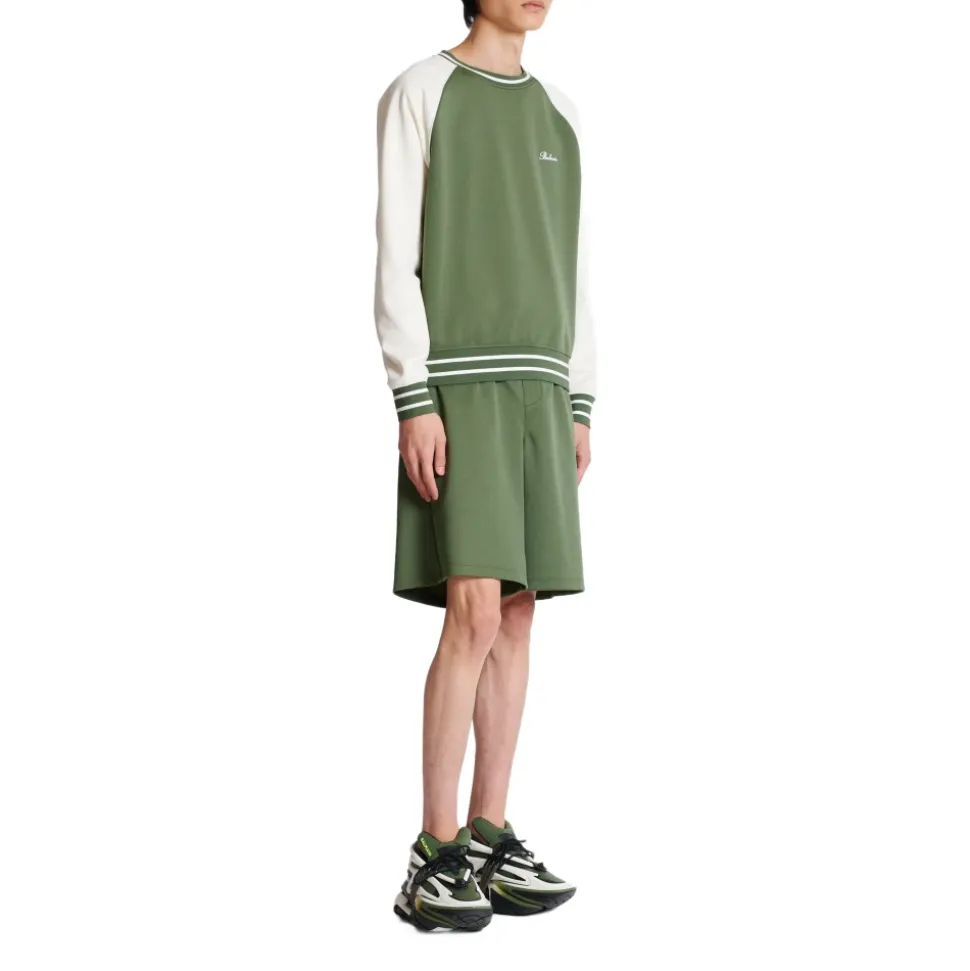 Signature Sweatshirt