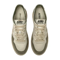 Silberne Eidechse Wildleder Sneakers