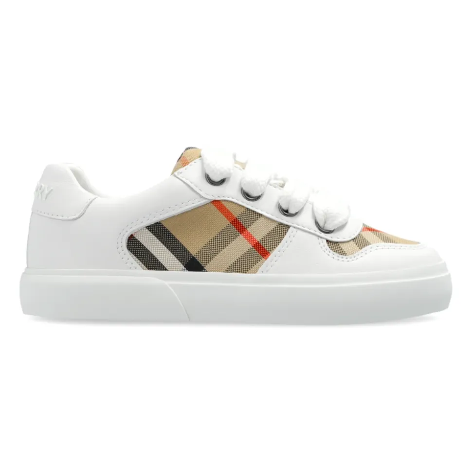 Sneakers mit Karomuster