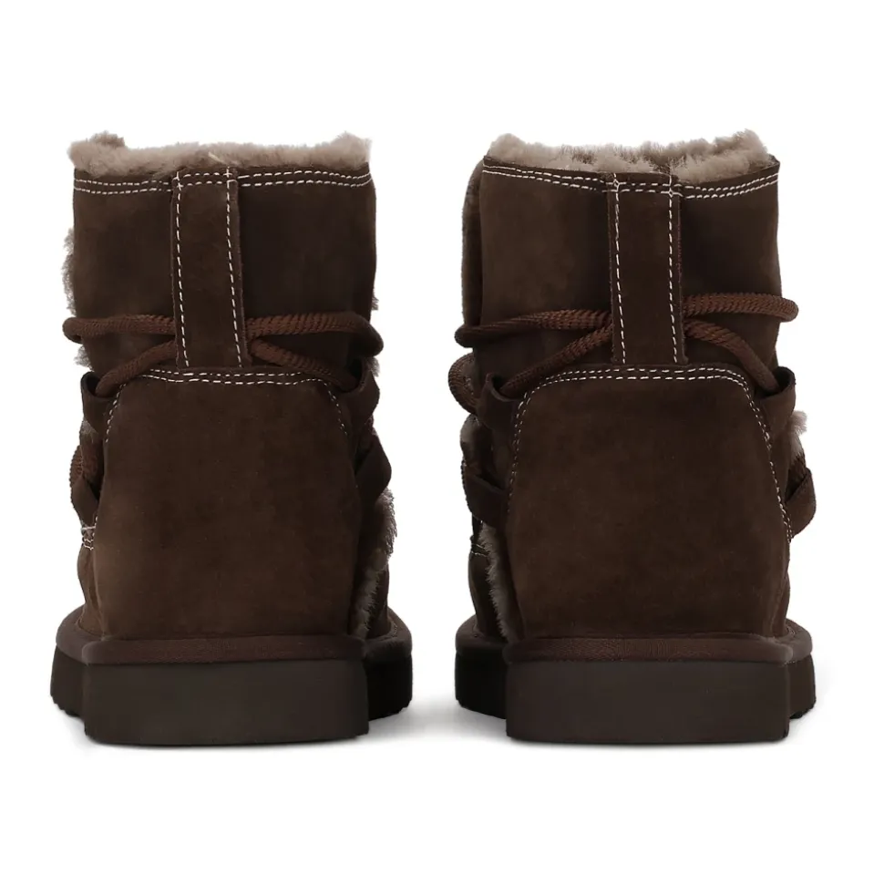 Snow Boots
