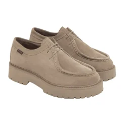 Stilvolle Schnürschuhe mit Mokassin-Naht