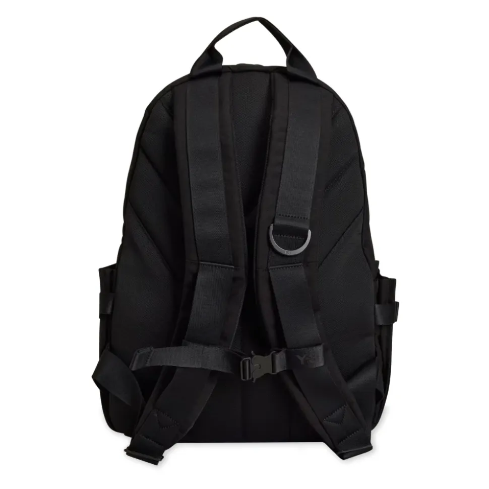 Stilvolle schwarze Taschen mit mehreren Fächern