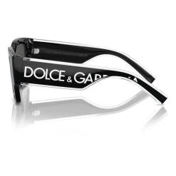 Stilvolle Sonnenbrille in Schwarz