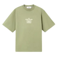 Stilvolle T-Shirts und Polos