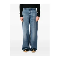 Straight Jeans