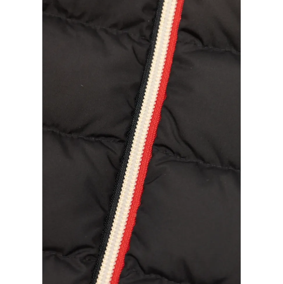 Strickjacke mit gesteppter Vorderseite