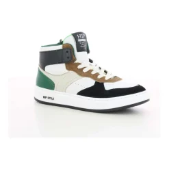 Stylische Kinderschuhe in Cognac