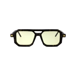 Stylische Sonnenbrille mit MASKE P8