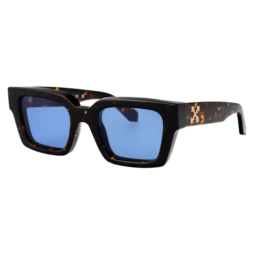 Stylische Sonnenbrille von Virgil L