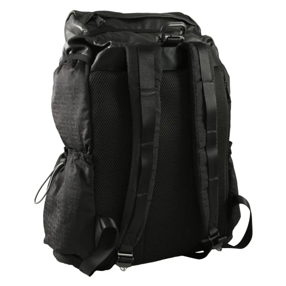 Stylischer Rucksack mit Nylonmischung