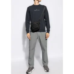 Sweatshirt mit Logo