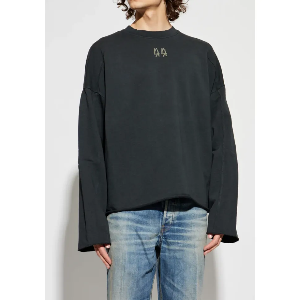 Sweatshirts & Hoodies