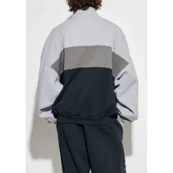 Sweatshirts & Hoodies