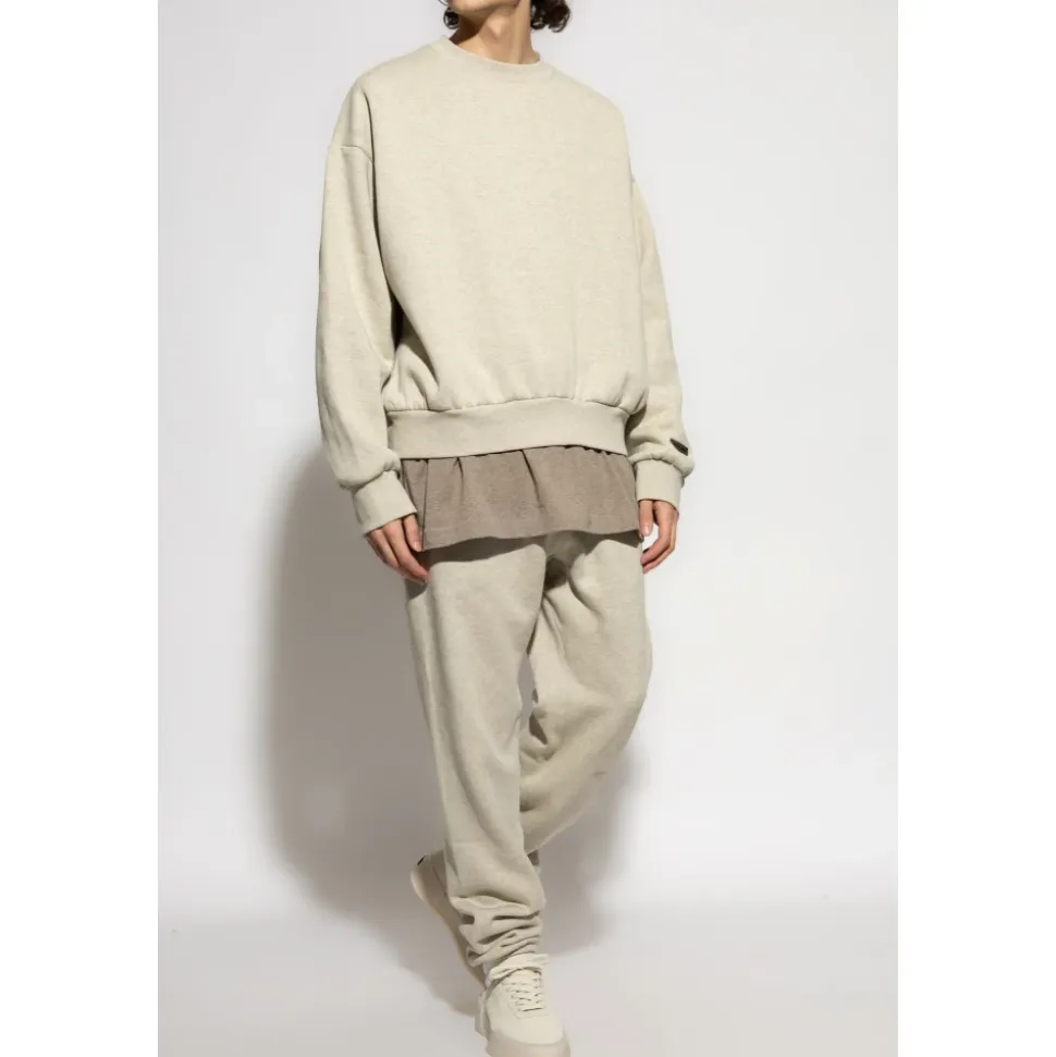 Sweatshirts & Hoodies