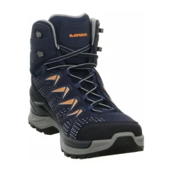 Trekking Boots