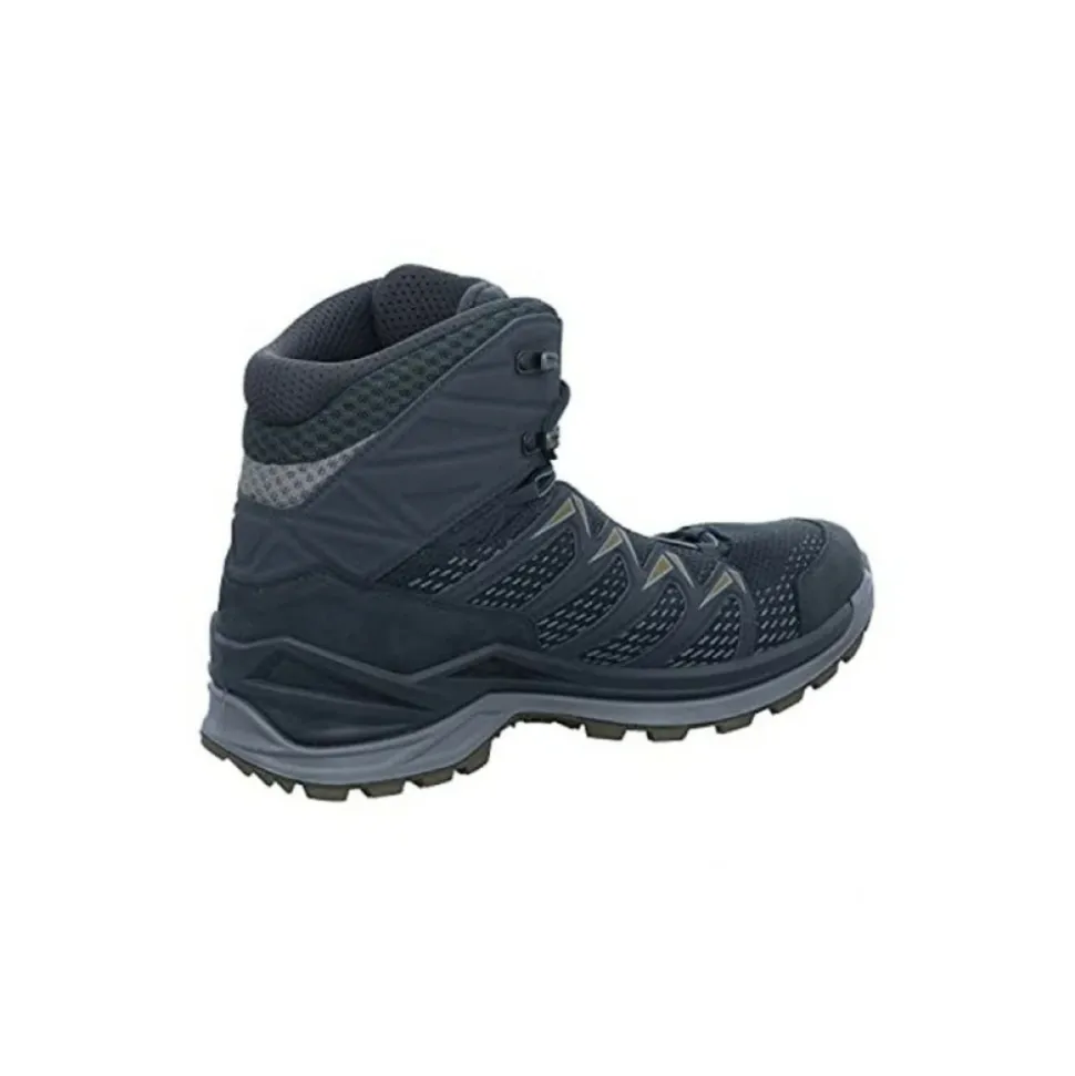 Trekking Boots