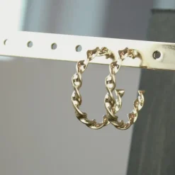 Vergoldete Twisted Hoop Ohrringe